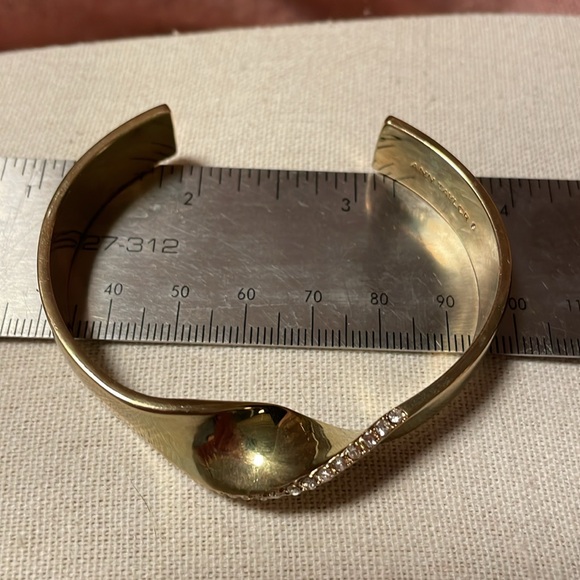 Anne Taylor gold tone bangle with rhinestone accents and “twist” detail! - Picture 11 of 14
